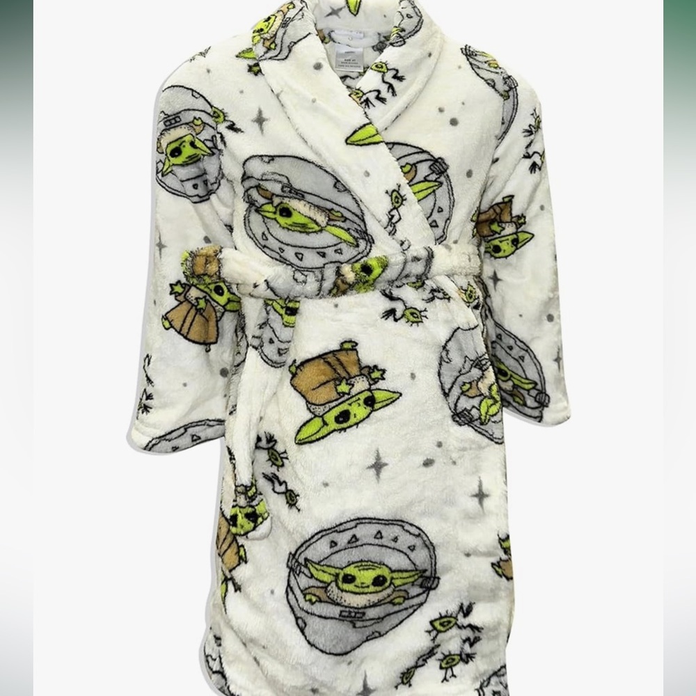 DISNEY STAR WARS MANDALORIAN BATHROBE NEW BABY YODA SOFT UNISEX